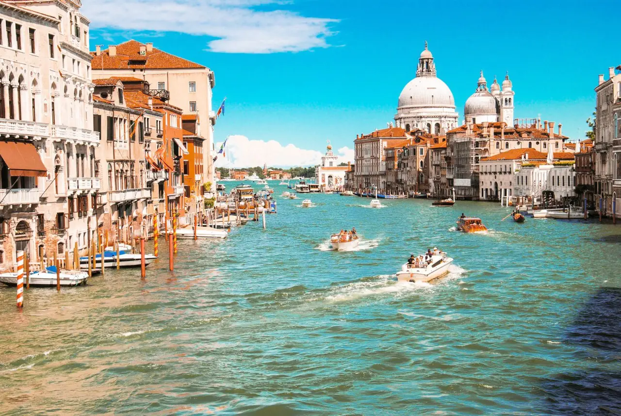 Italia